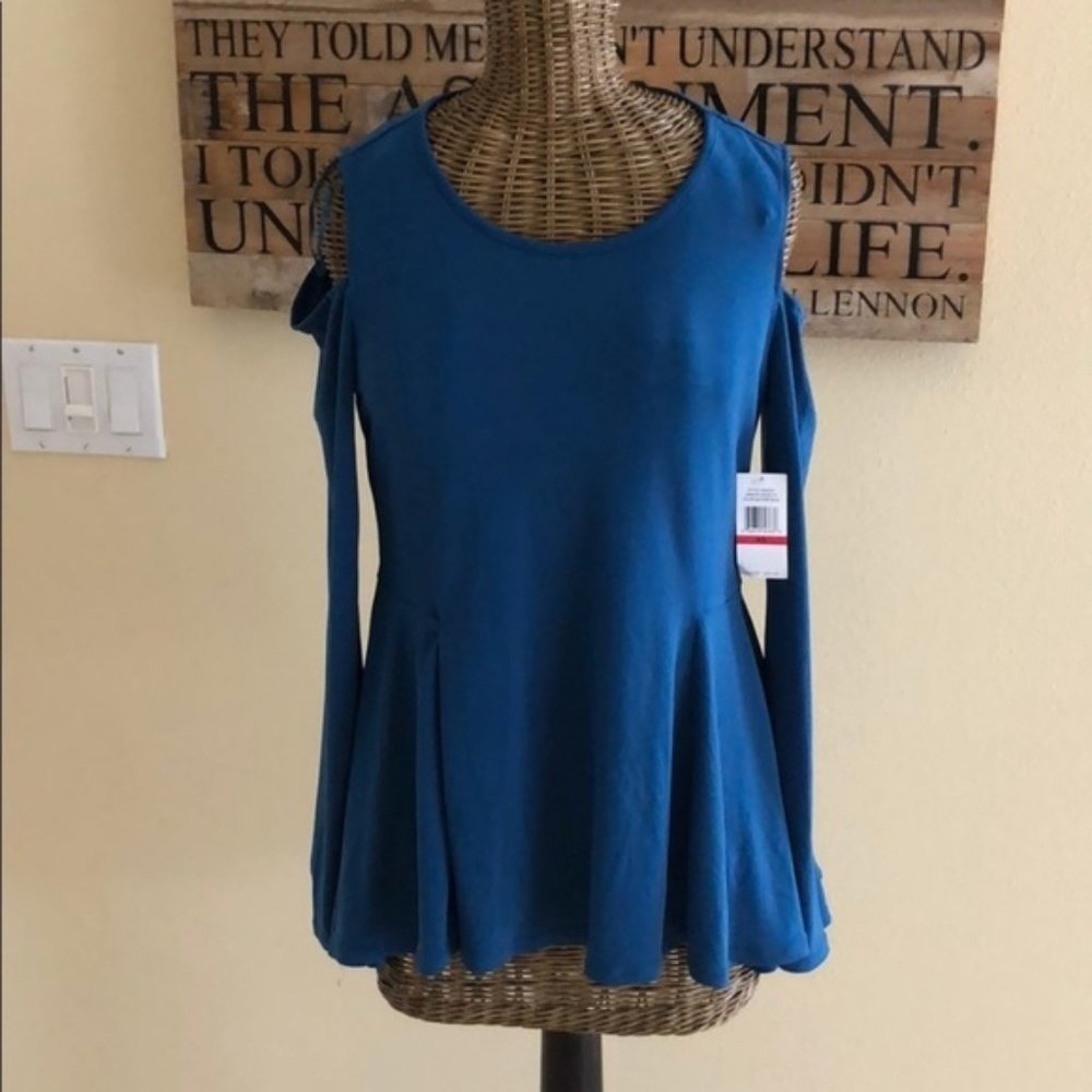 NWT CeCe Cold Shoulder Long Sleeve Fit Flare XS